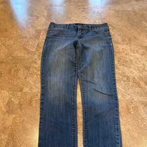 Bandolino Karyn Boyfriend Straight Leg Medium Wash Jeans Size 4